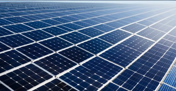 Panneau solaire photovoltaïque : économisez et protégez la planète